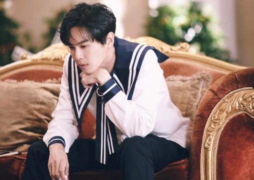 导演爆料张若昀完整视频,完整视频曝光，精彩瞬间引热议