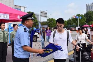 桐乡网红传媒公司有哪些,揭秘网红产业新势力