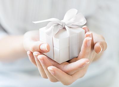 微头条创意礼物,创意礼物，让爱意瞬间升温！”